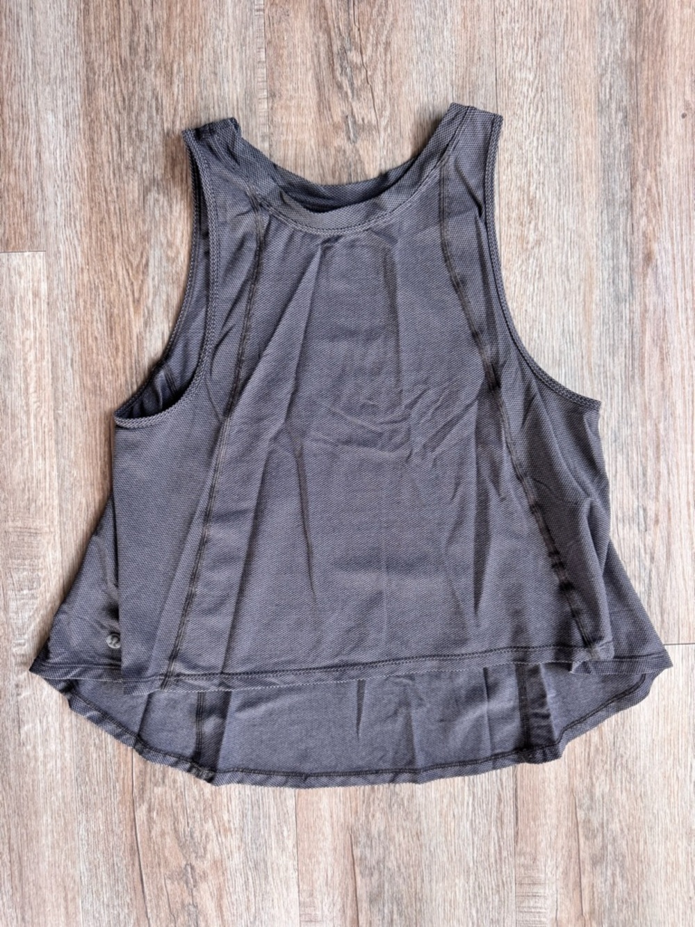 lululemon athletica Charcoal Gray Cropped Athletic Tank - size Small